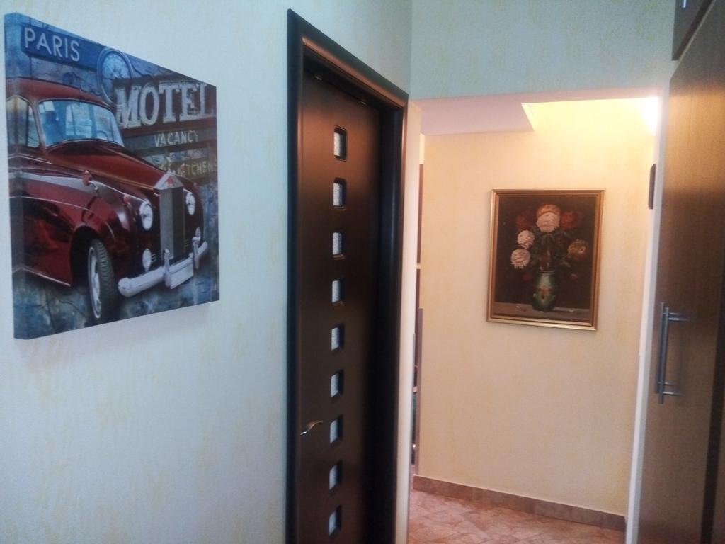 Apartament Dana بوخارست المظهر الخارجي الصورة